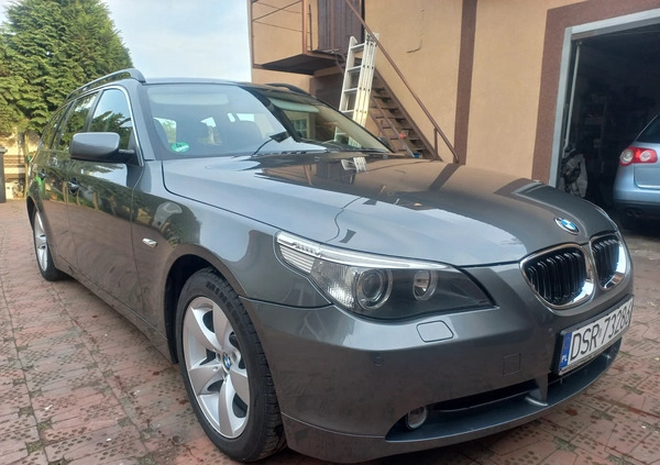 BMW Seria 5 cena 18700 przebieg: 241000, rok produkcji 2006 z Ozimek małe 67